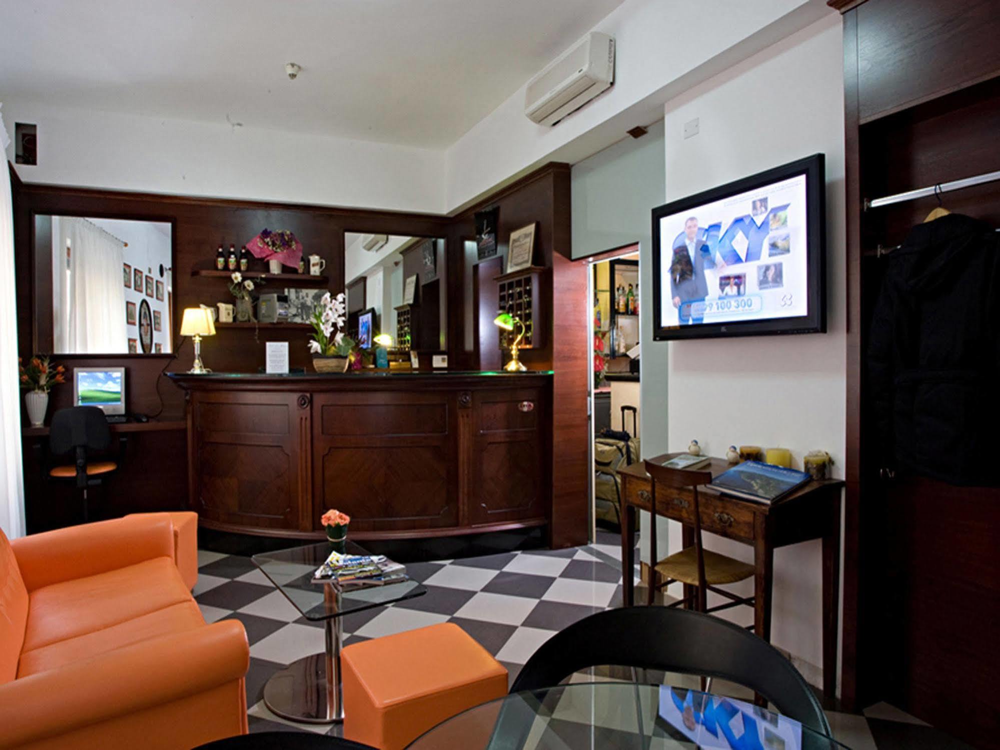 Albergo La Marina B&B Deiva Marina Extérieur photo