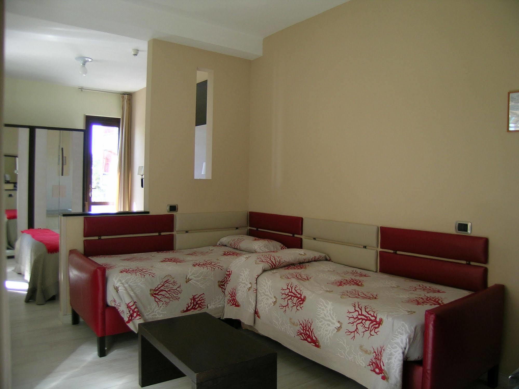 Albergo La Marina B&B Deiva Marina Extérieur photo